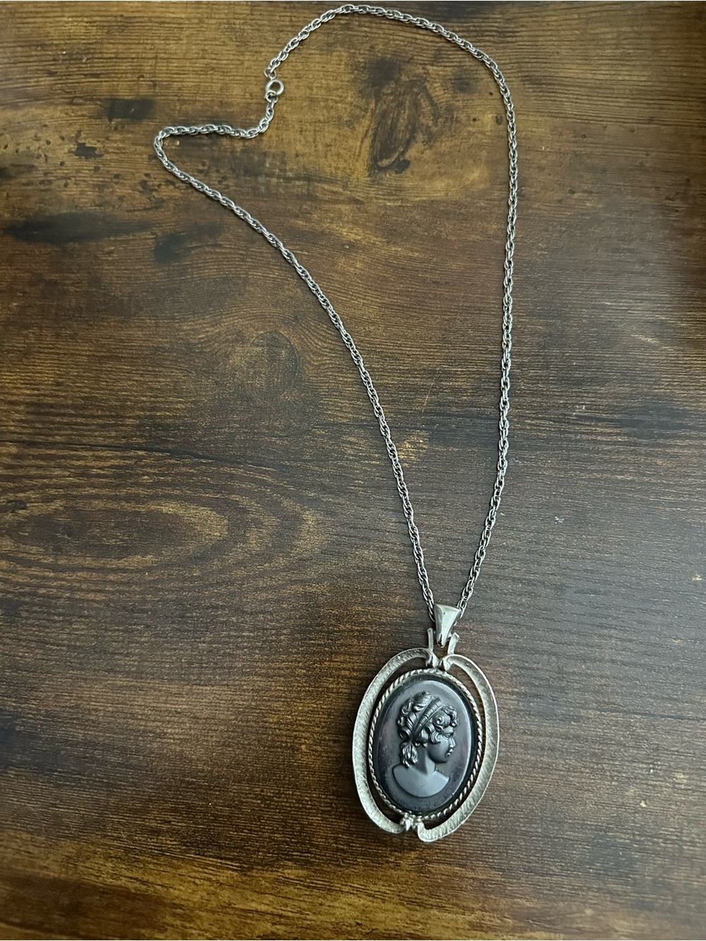 Cameo in Black BJ Vintage Silver Pendant M-5100